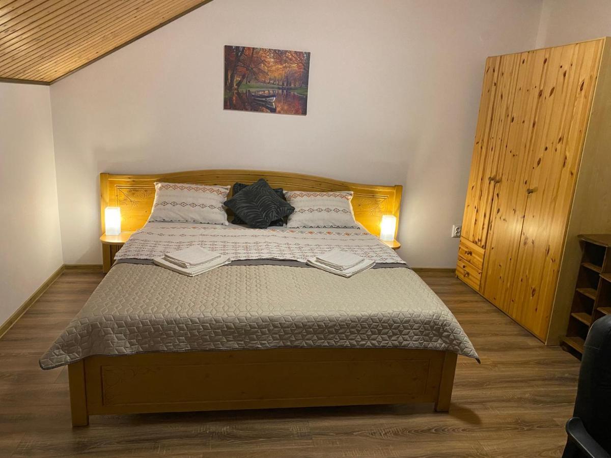 Casa Adelmar Hotel Tulcea Bagian luar foto