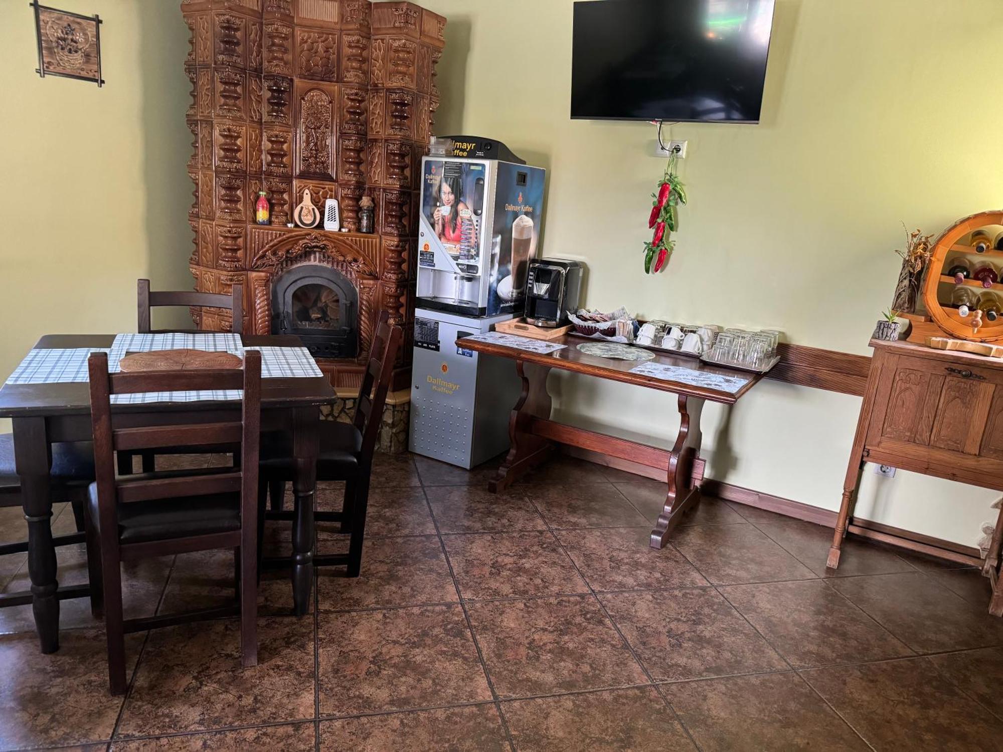 Casa Adelmar Hotel Tulcea Bagian luar foto